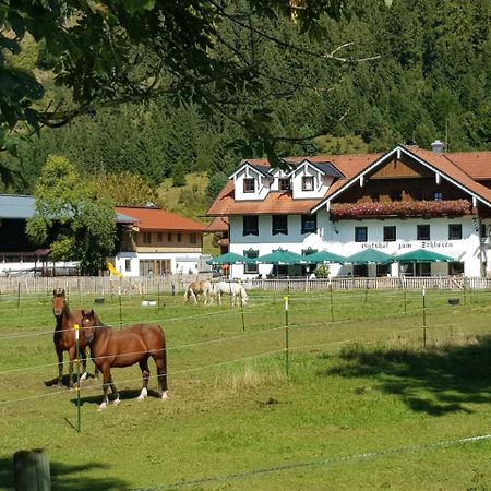 Ferienwohnung Gutshof zum Schluxen Pinswang Exterior foto