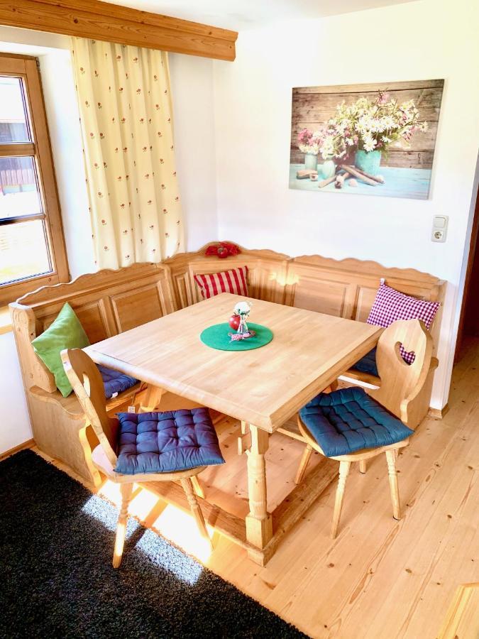 Ferienwohnung Gutshof zum Schluxen Pinswang Exterior foto